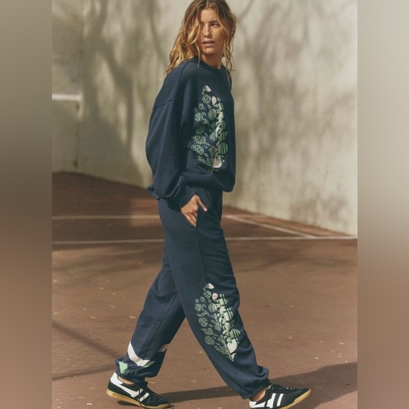 FP Movement by Free People Tops - ▪️NWT Free People Movement All Star Logo Pullover